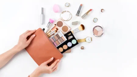 10 Essential Products to Have in Your Makeup Bag